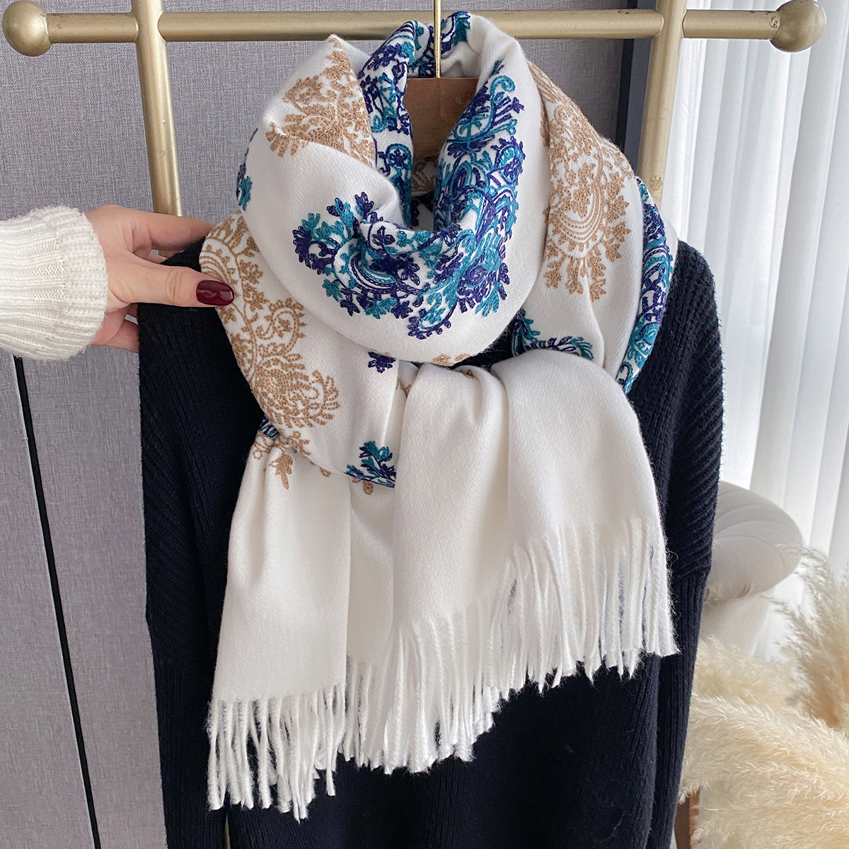 Women Fashion Winter Warm Cash - Embroidery Pashmina avis et prix