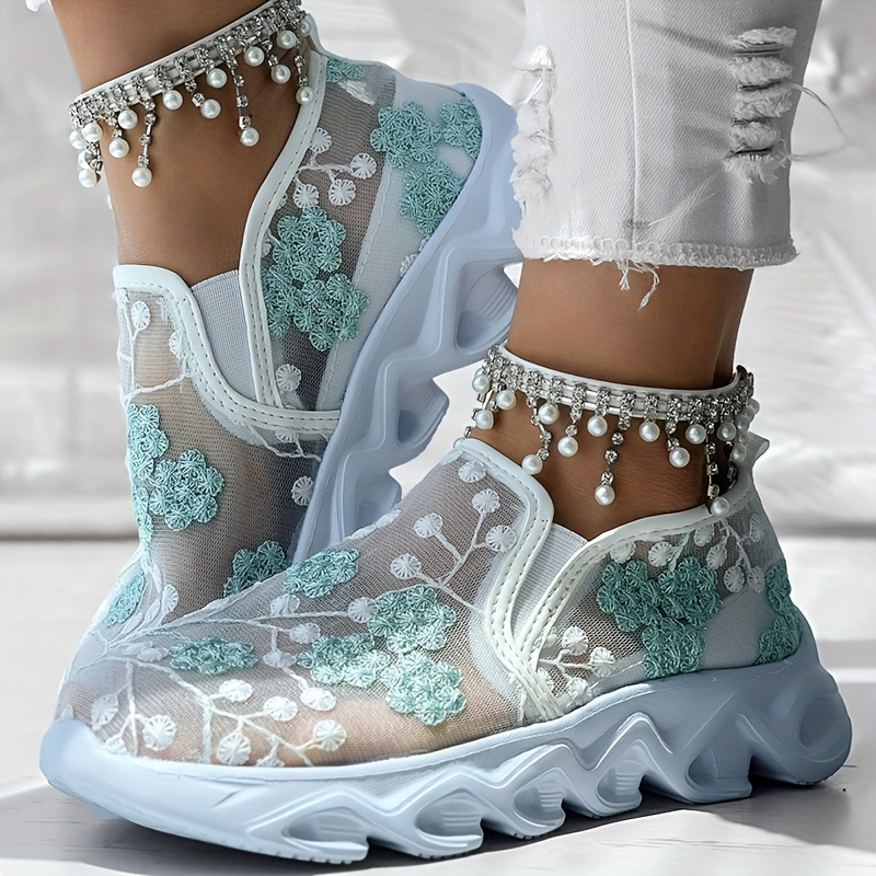 Women's Casual and Comfortable - Embroidery Design Free avis et prix