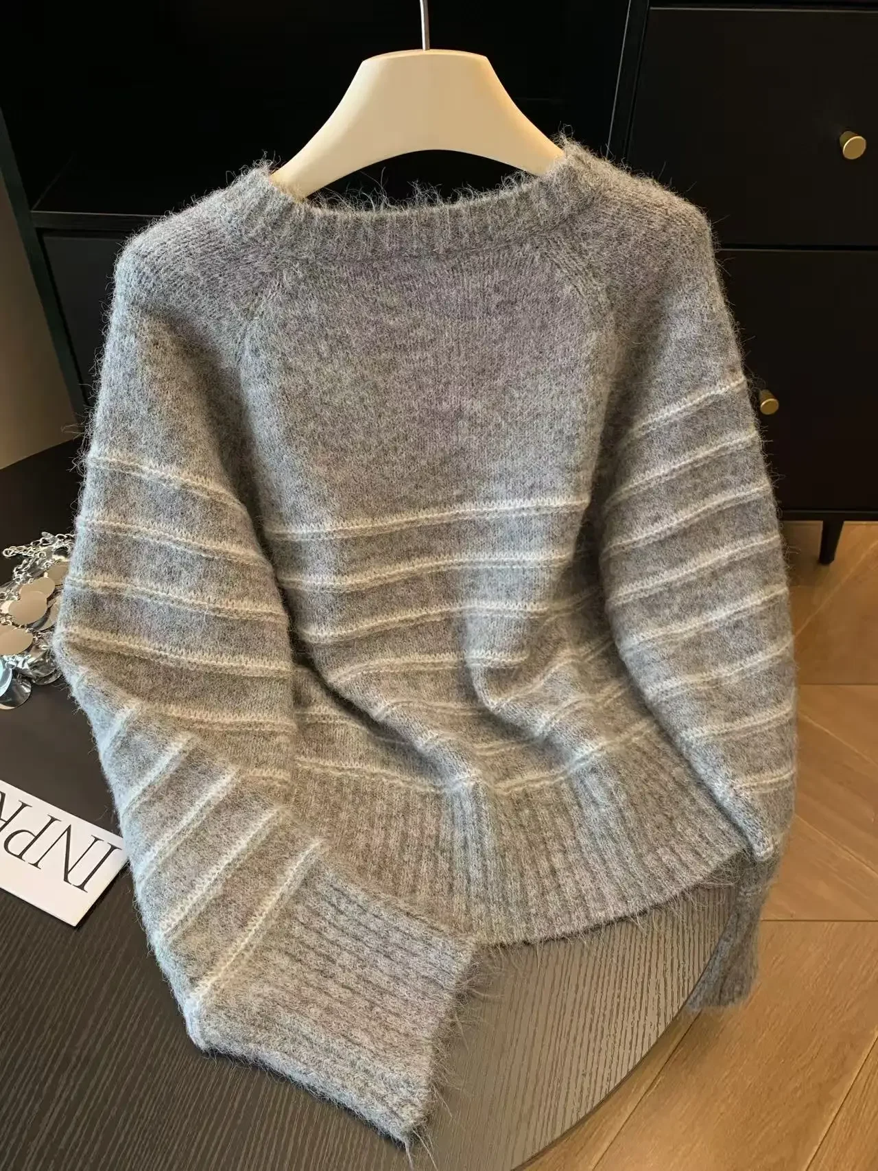 Autumn Winter Women's Striped  - Embroidery Fashion avis et prix