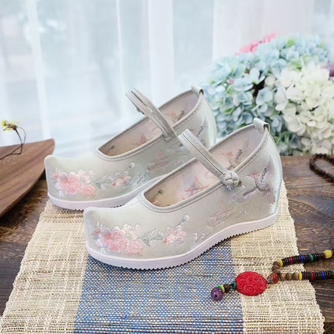 Women Increased Internal Embro - Embroidery Canvas avis et prix