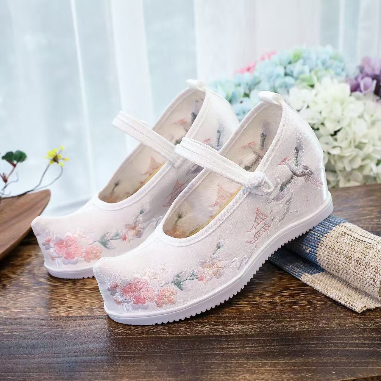 Women Increased Internal Embro - Embroidery Canvas avis et prix