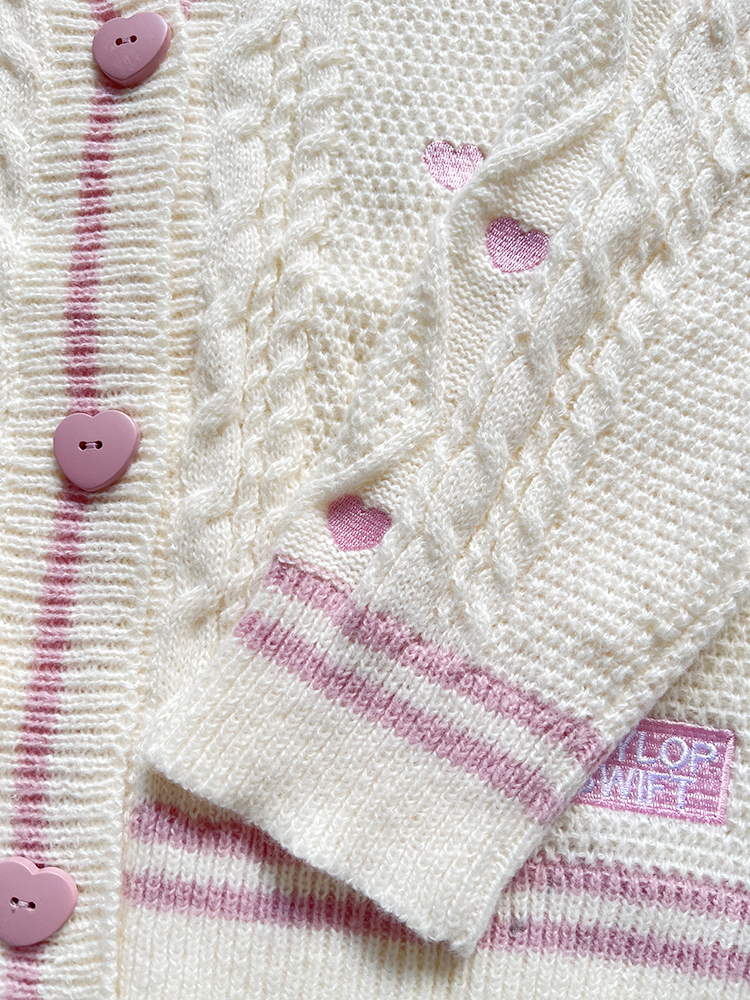 Lover Cardigan with Pink Heart - Embroidery Lovers avis et prix