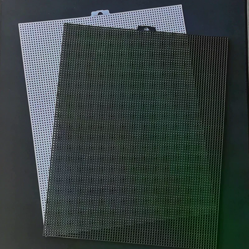 Plastic Sheets 14Count Plastic - Embroidery Sheet avis et prix