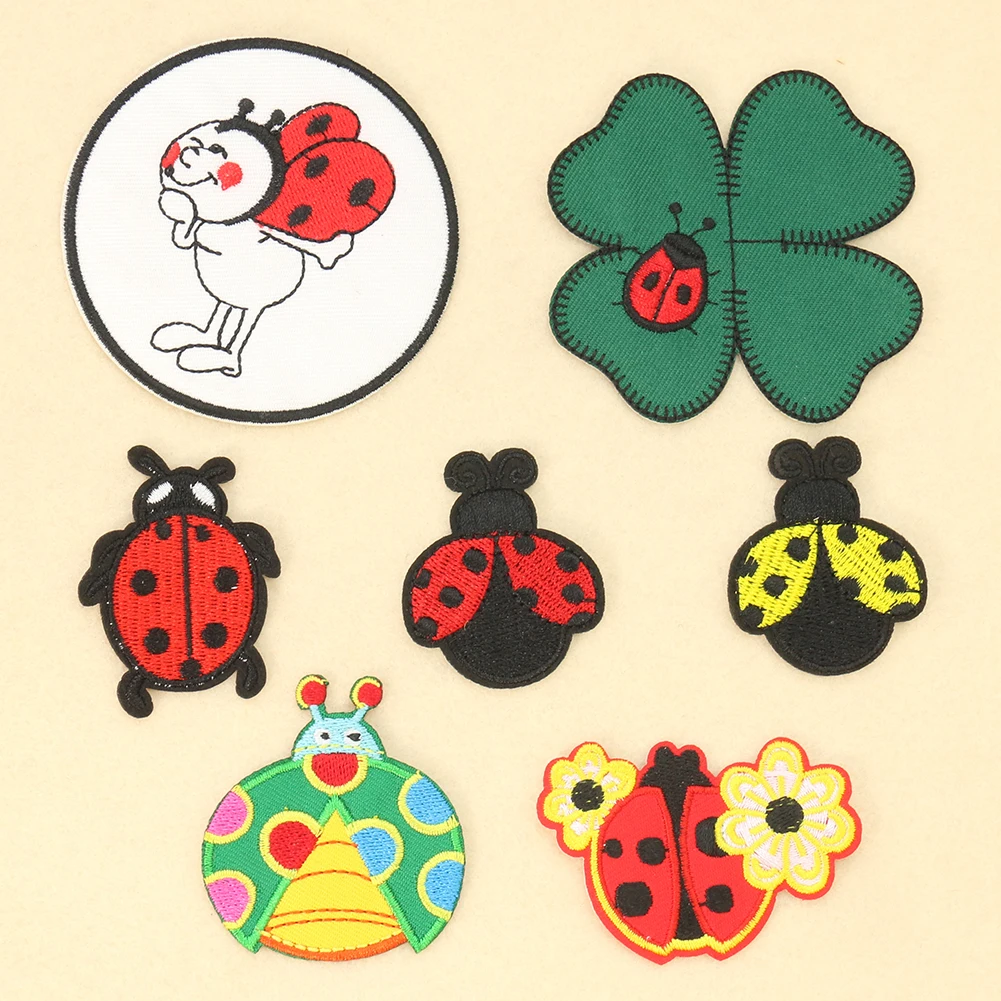 2PC Cartoon Ladybug Four-leaf  - Embroidery Lady Bug avis et prix
