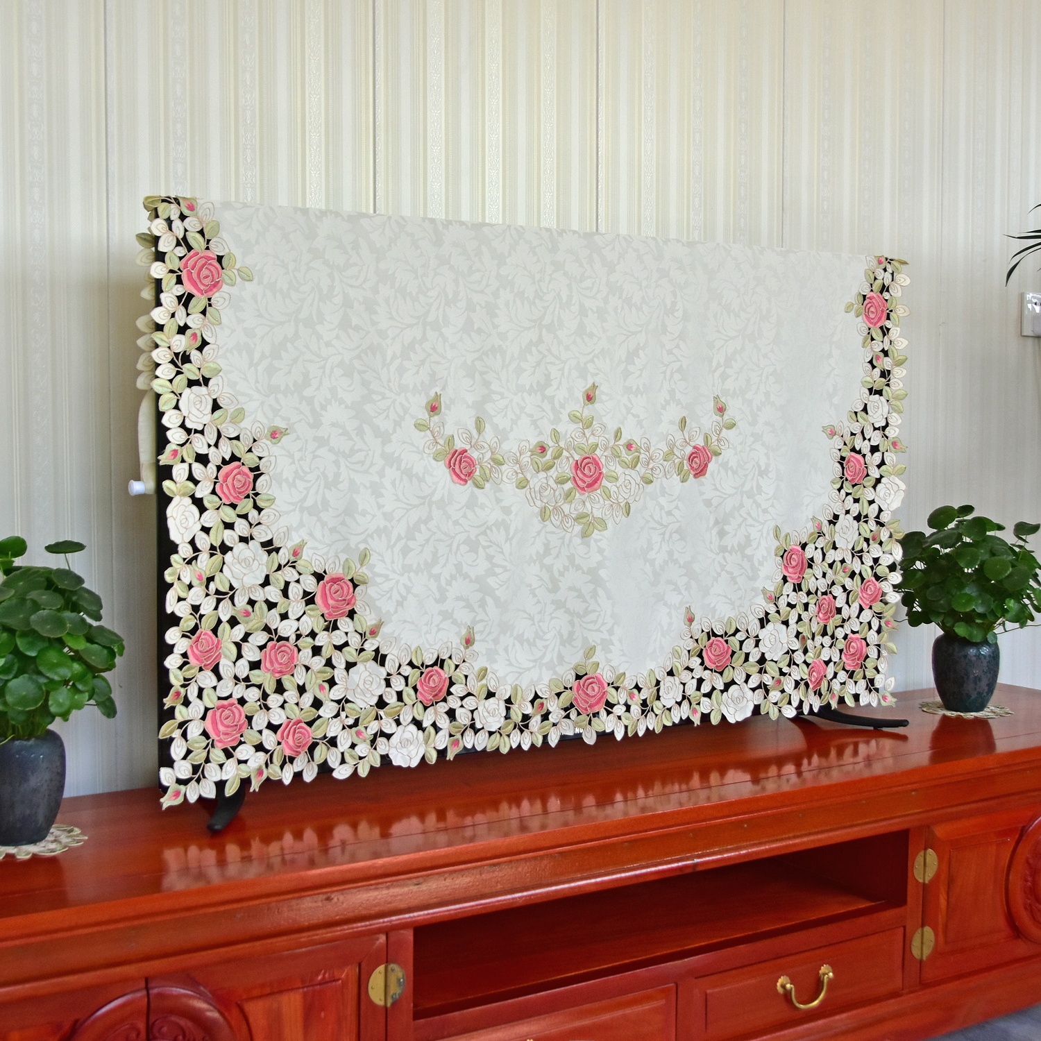 Curved Screen TV Dust Cover Cl - Embroidery Artist avis et prix