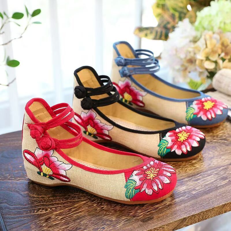 Woman Wedges Embroidered Cloth - Embroidery Canvas avis et prix