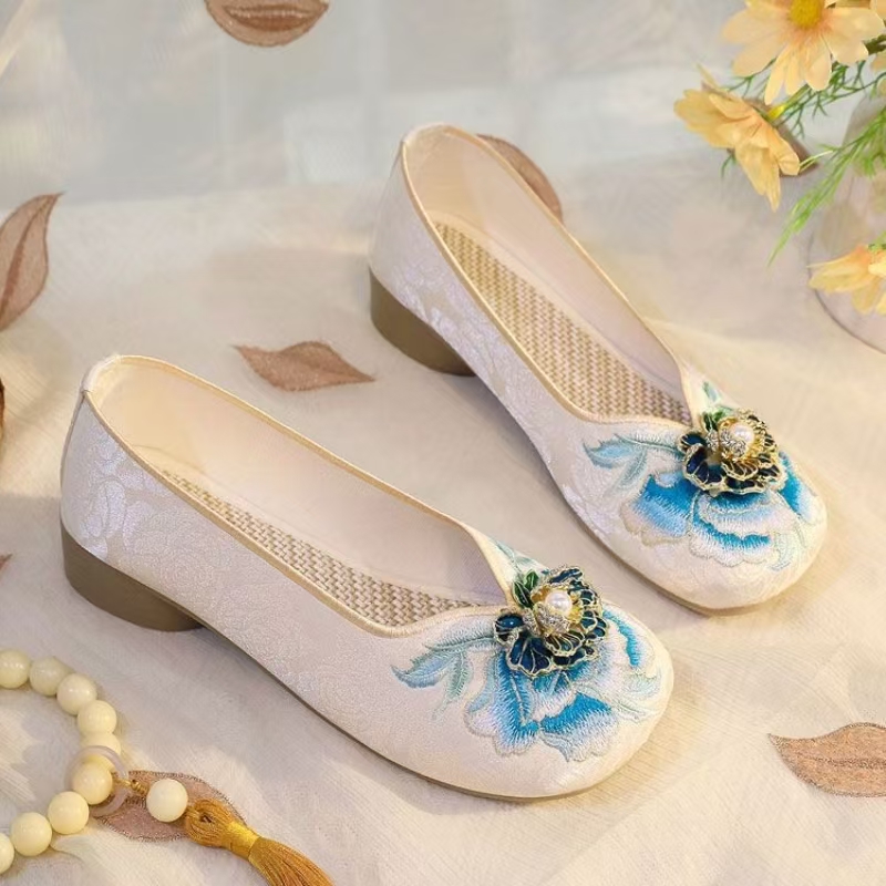 Woman Low Heel Embroidered Clo - Embroidery Canvas avis et prix