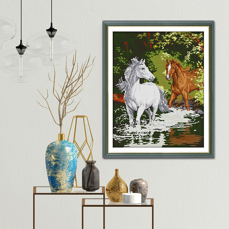 Two Horses Running Handmade Cr - Embroidery Running Stitch avis et prix